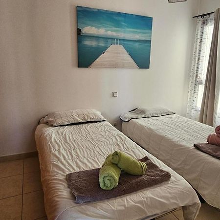 Bienvenue Appart Lumineux Avec Ascenseur Et Vue Sur La Mer Corralejo Eksteriør billede